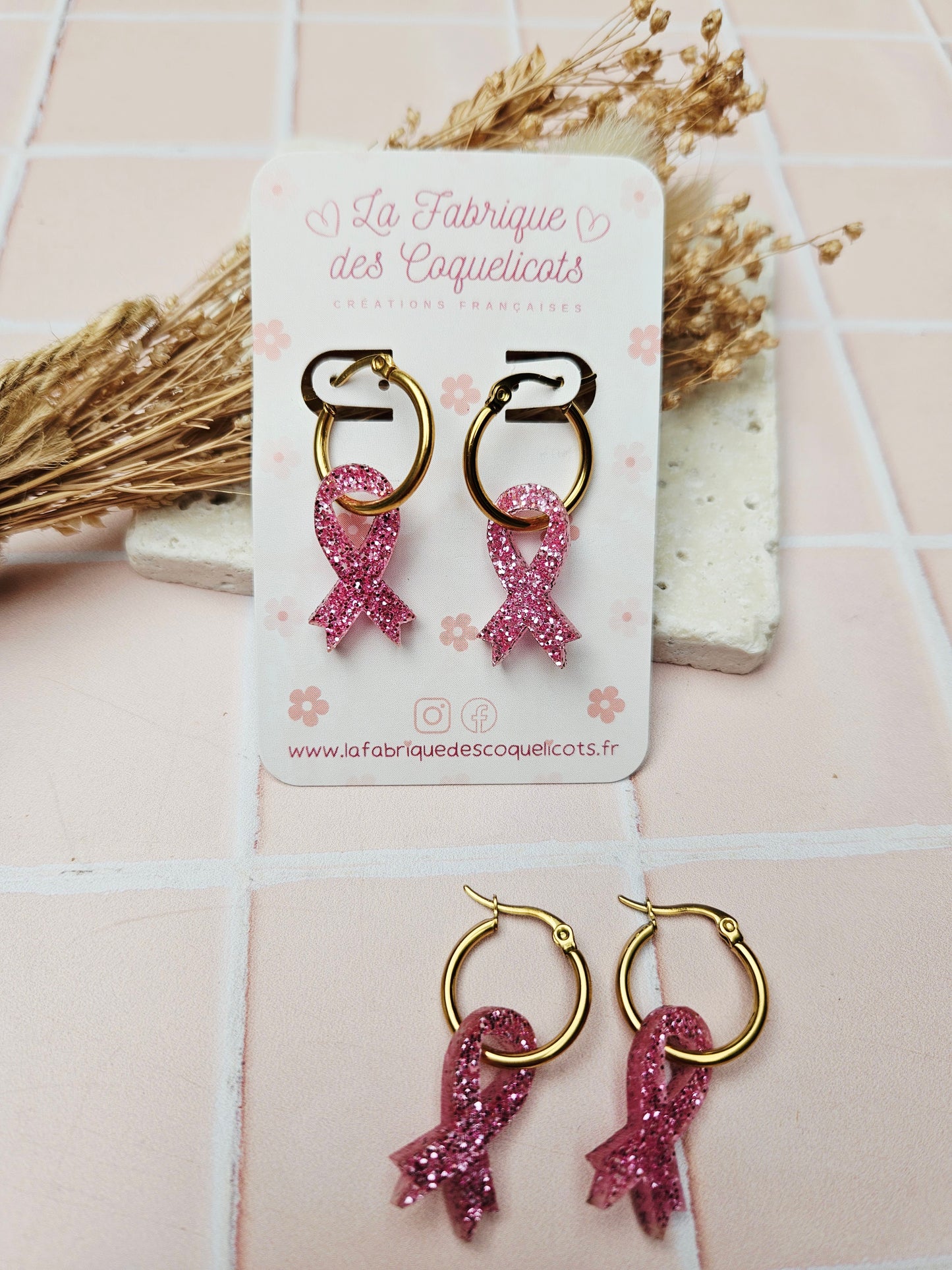 Boucles oreilles OCTOBRE ROSE ruban rose / solidarité boucle oreille femme / créole femme / fait main / cadeau femme /