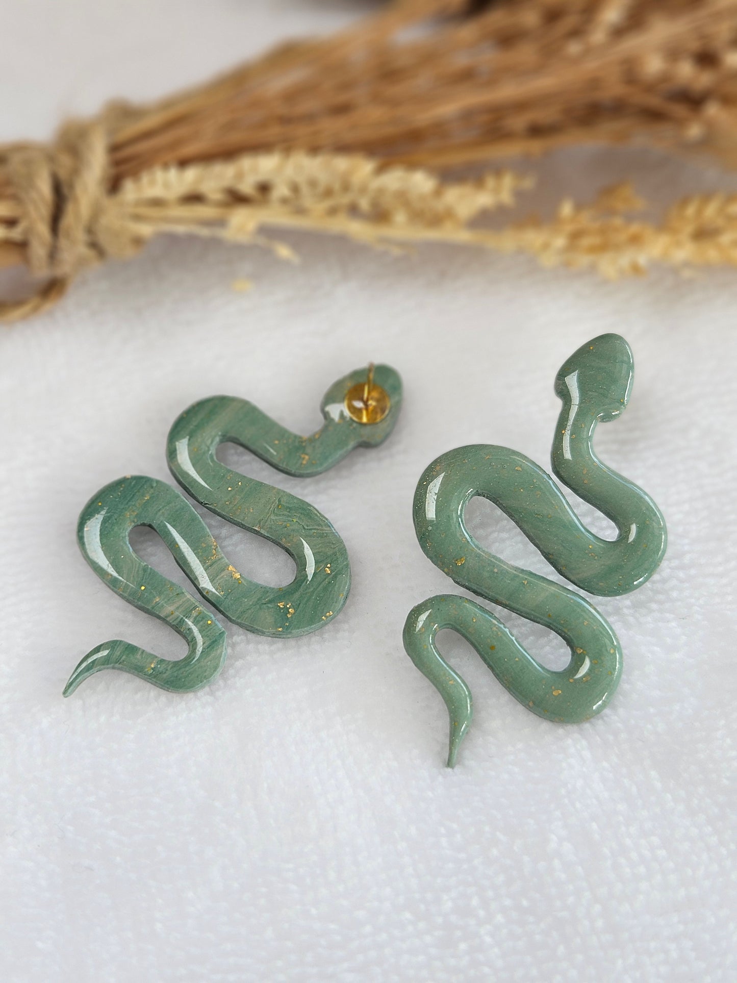 Boucles d'oreilles - SNAKE - SERPENT - VERT NACRÉ VERT ET OR