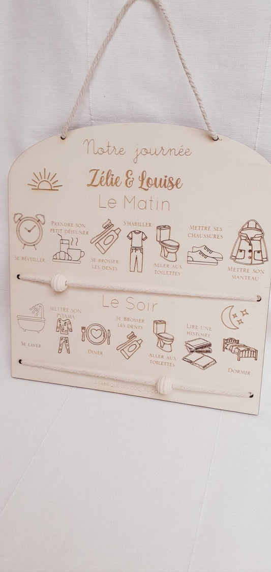 Tableau des routines pour enfant personnalisé avec prénom / a suspendre ou pour Frigo / Bois
