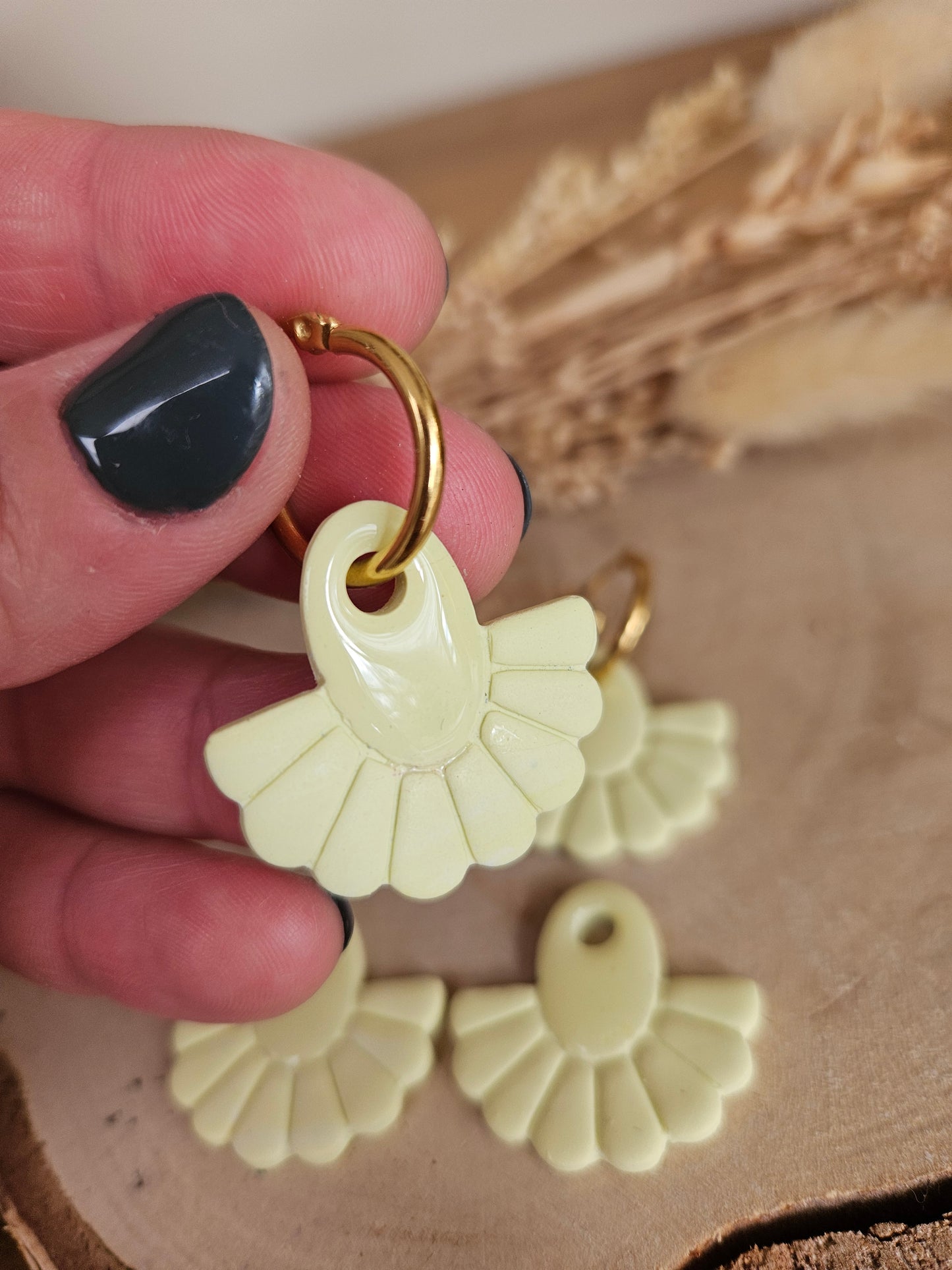 Boucles oreilles LYLY interchangeables fleur PAMPILLE / créole femme en Acier Inoxydable - JAUNE VERT