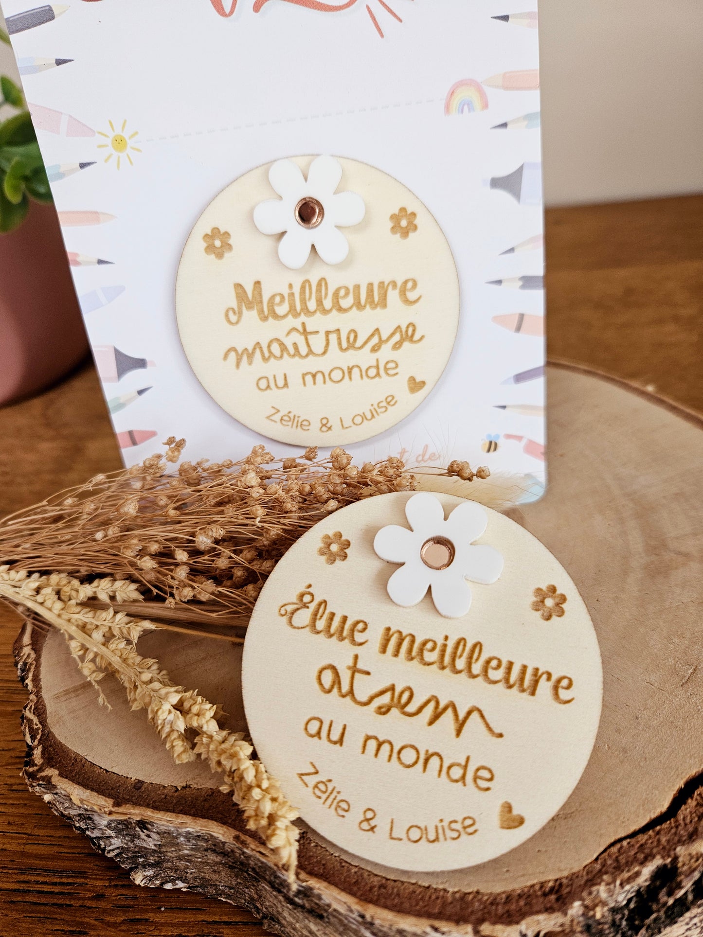 Magnet bois marguerite - fin année scolaire - MERCI maîtresse atsem nounou