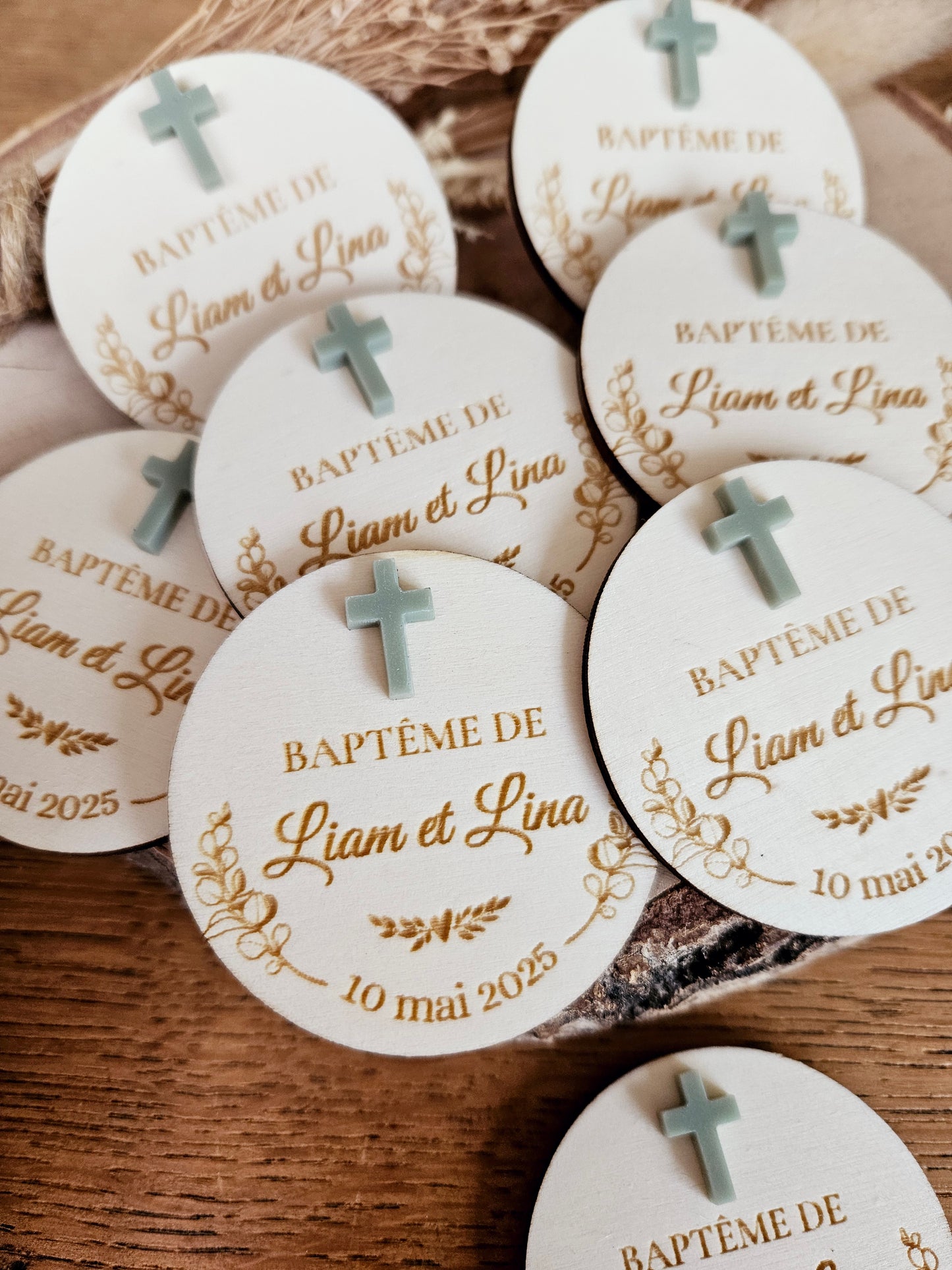 Magnet bois religieux eucalyptus / croix / baptême communion mariage - cadeau invité