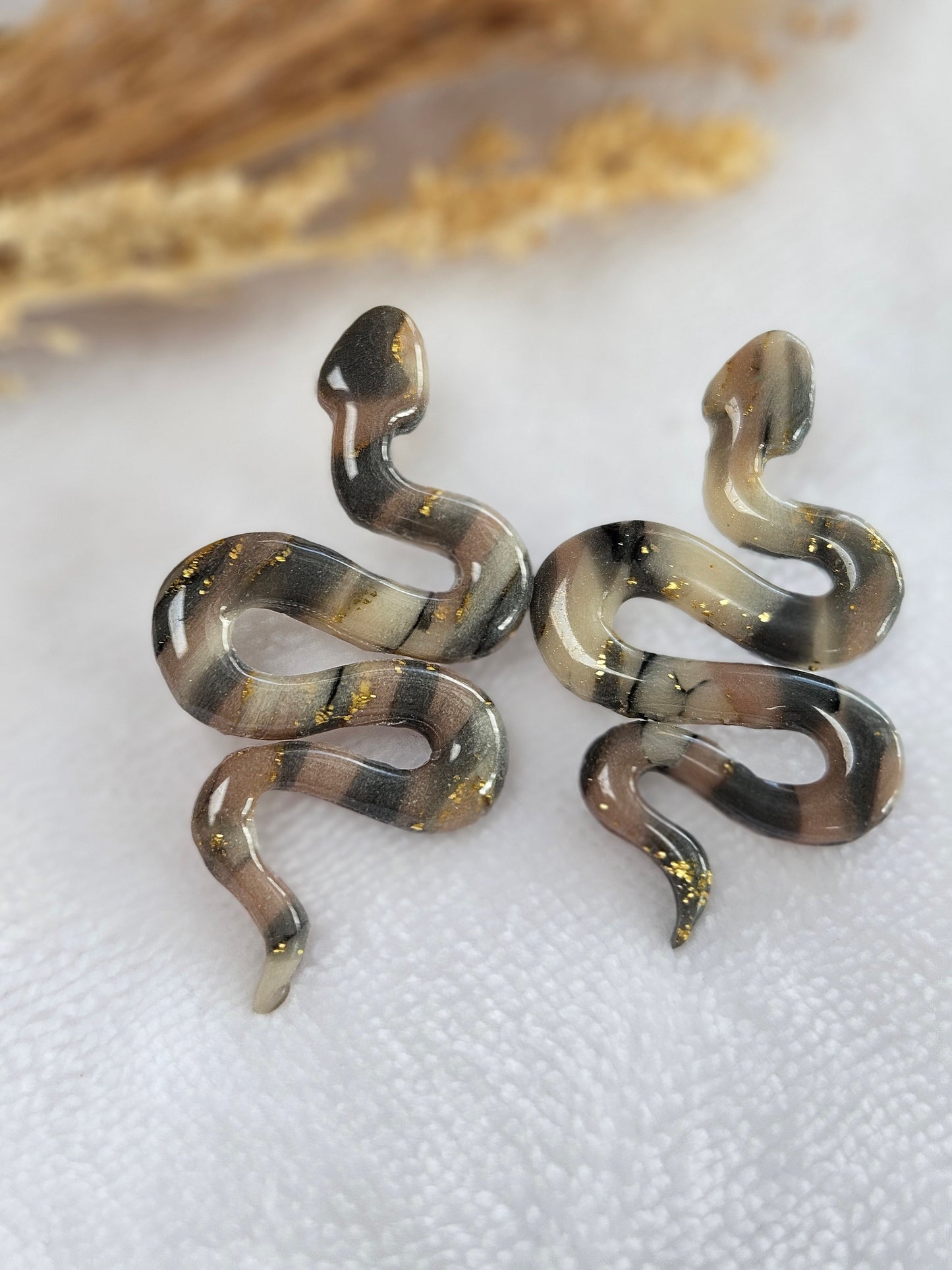 Boucles d'oreilles  - SNAKE - SERPENT - nacré taupe noir