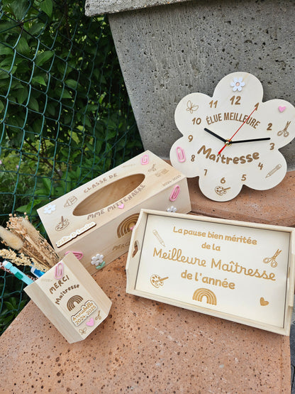 Pot à crayons hexagonal personnalisé /  Cadeau Maîtresse atsem nounou maître